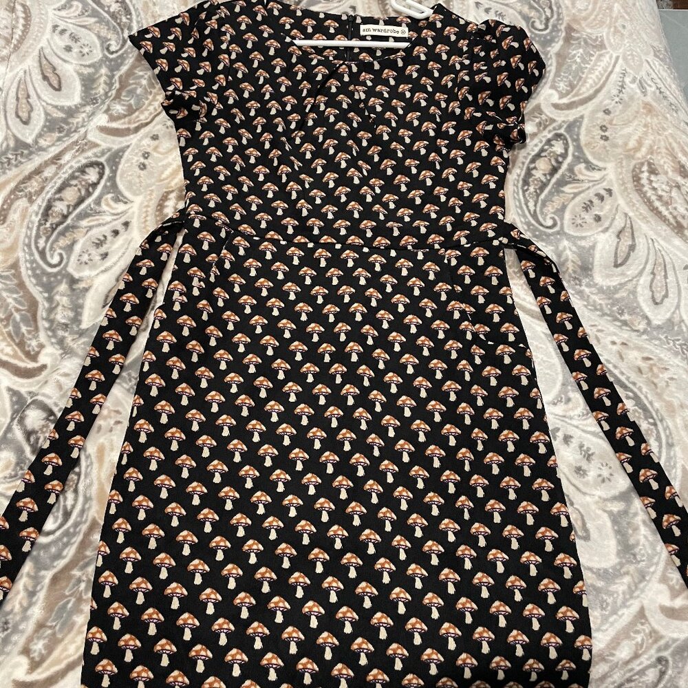 Mushroom Courduroy Dress M